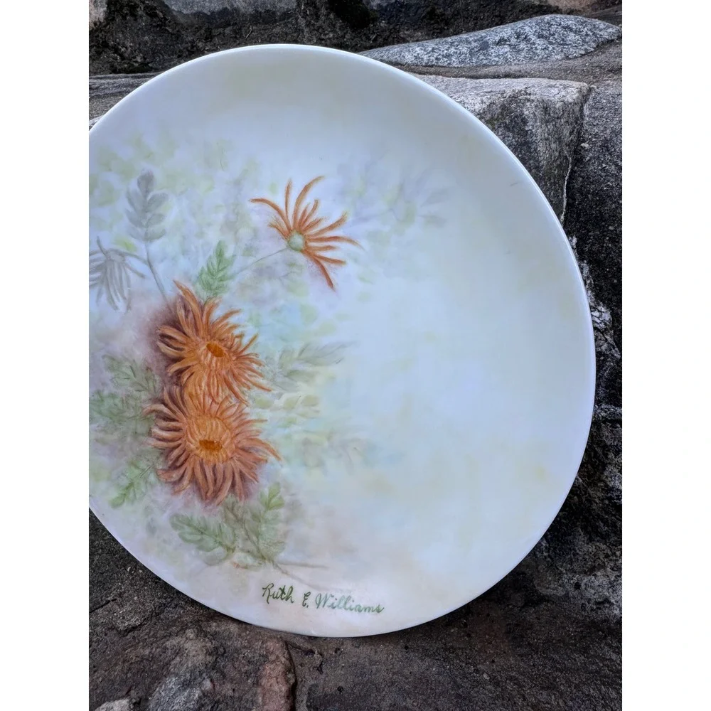 Ruth E Williams Hand Painted Porcelain Floral Plate Orange Chrysanthemum 8.5